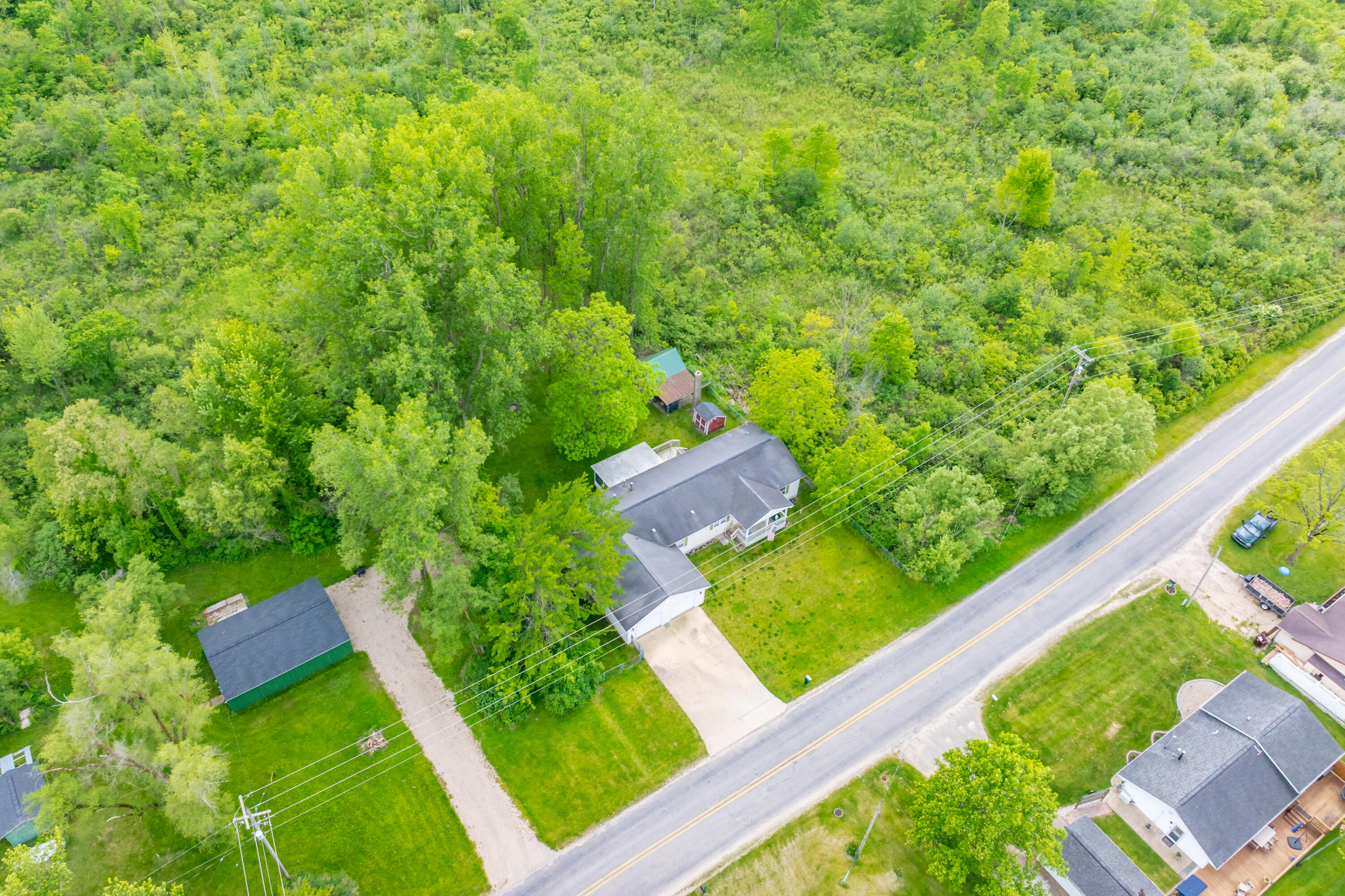 2038 East Bristol Road Dowling, MI 49050 - Photo 44 of 56 Bristol Rd E 2038 Dowling 49050-47