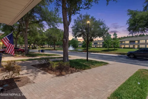 $249,000 | 8521 Little Swift Circle, Unit 34D, Jacksonville, FL 32256
