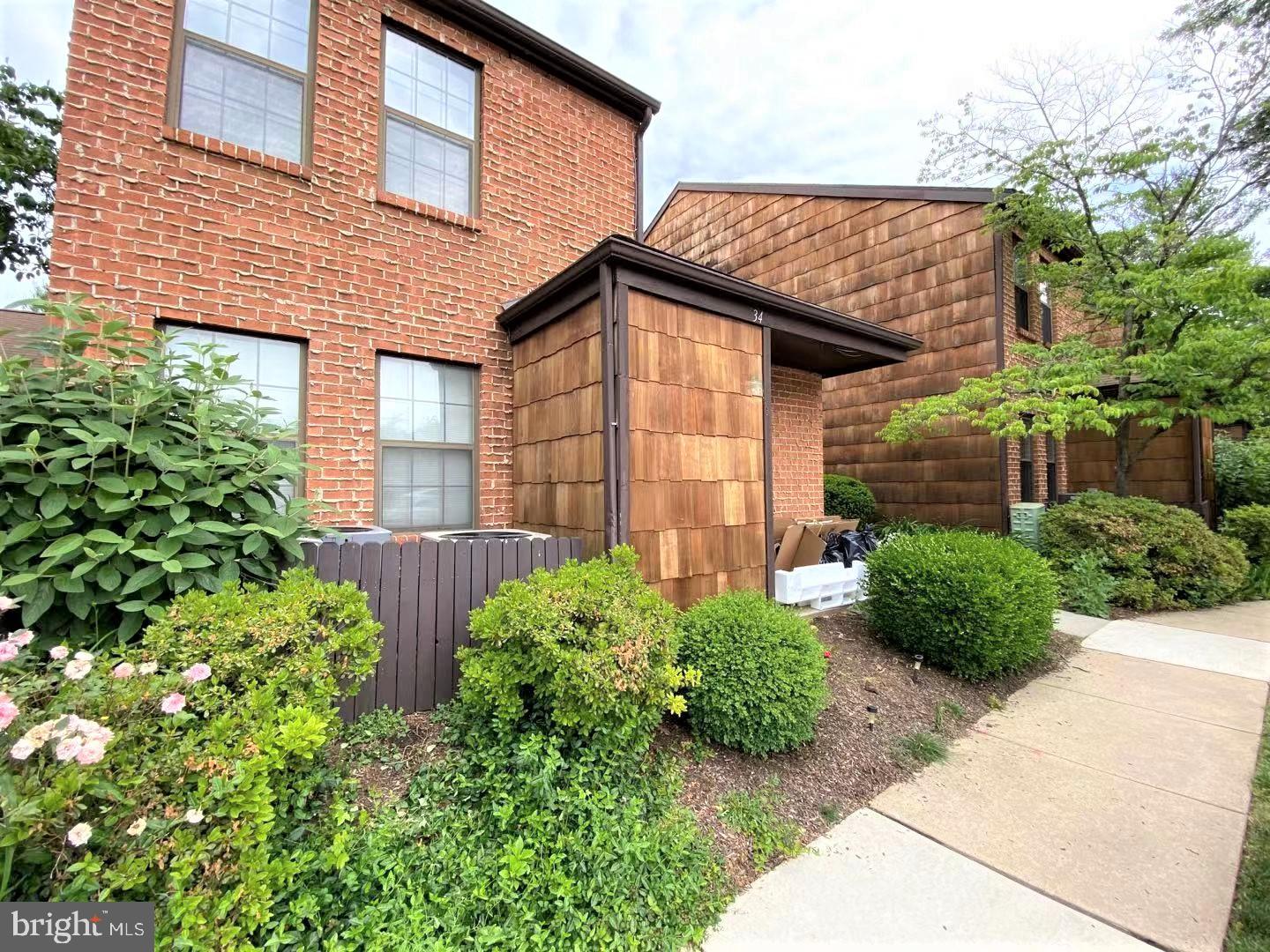 34 Rittenhouse Court, Unit 196 Chesterbrook, PA 19087 - Photo 2 of 30