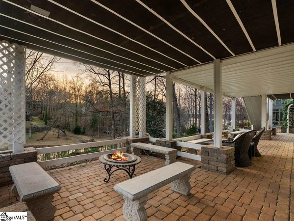 $925,000 | 158 Lake Bowen Drive, Inman, SC 29349