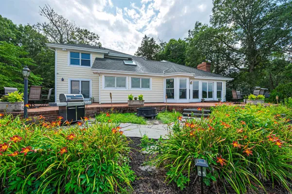 $1,099,000 | 1303 West Riverside Drive, Mays Landing, NJ 08330
