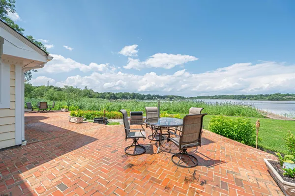 $1,099,000 | 1303 West Riverside Drive, Mays Landing, NJ 08330