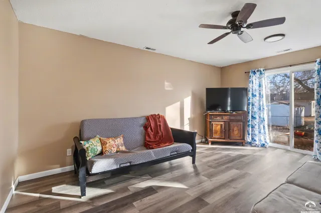 $314,750 | 925 West 27th Terrace, Lawrence, KS 66046