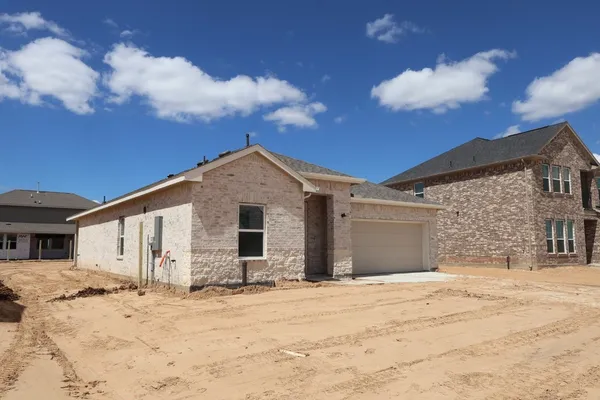 $237,490 | 7914 Jasper Mdws Way, Angleton, TX 77515