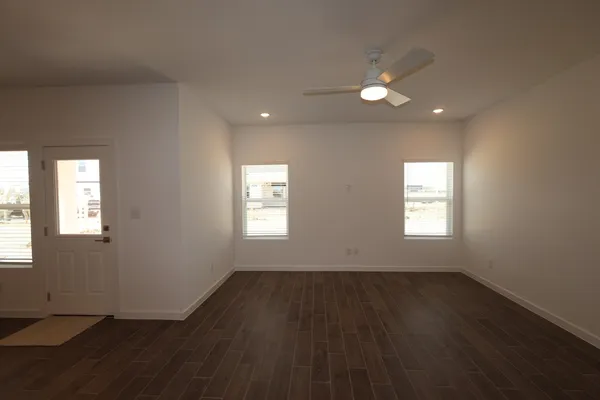 $237,490 | 7914 Jasper Mdws Way, Angleton, TX 77515