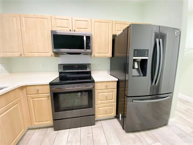 $3,900 | 91-2013 Luahoana Street, Unit 85, Ewa Beach, HI 96706