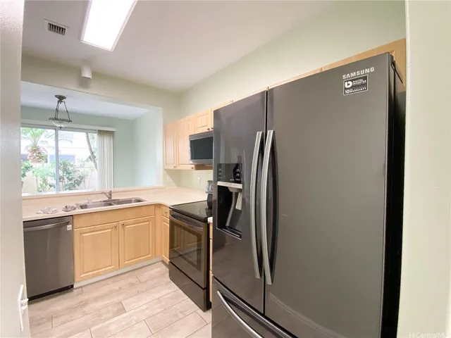 $3,900 | 91-2013 Luahoana Street, Unit 85, Ewa Beach, HI 96706