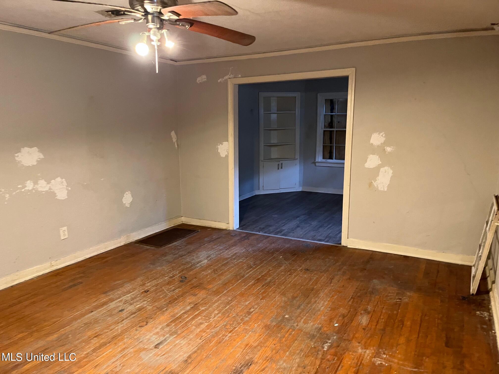 758 Launcelot Road Jackson, MS 39206 - Photo 3 of 6 IMG_1479