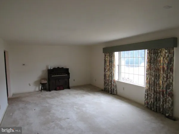 $314,900 | 120 Lewis Drive, Laurel, DE 19956