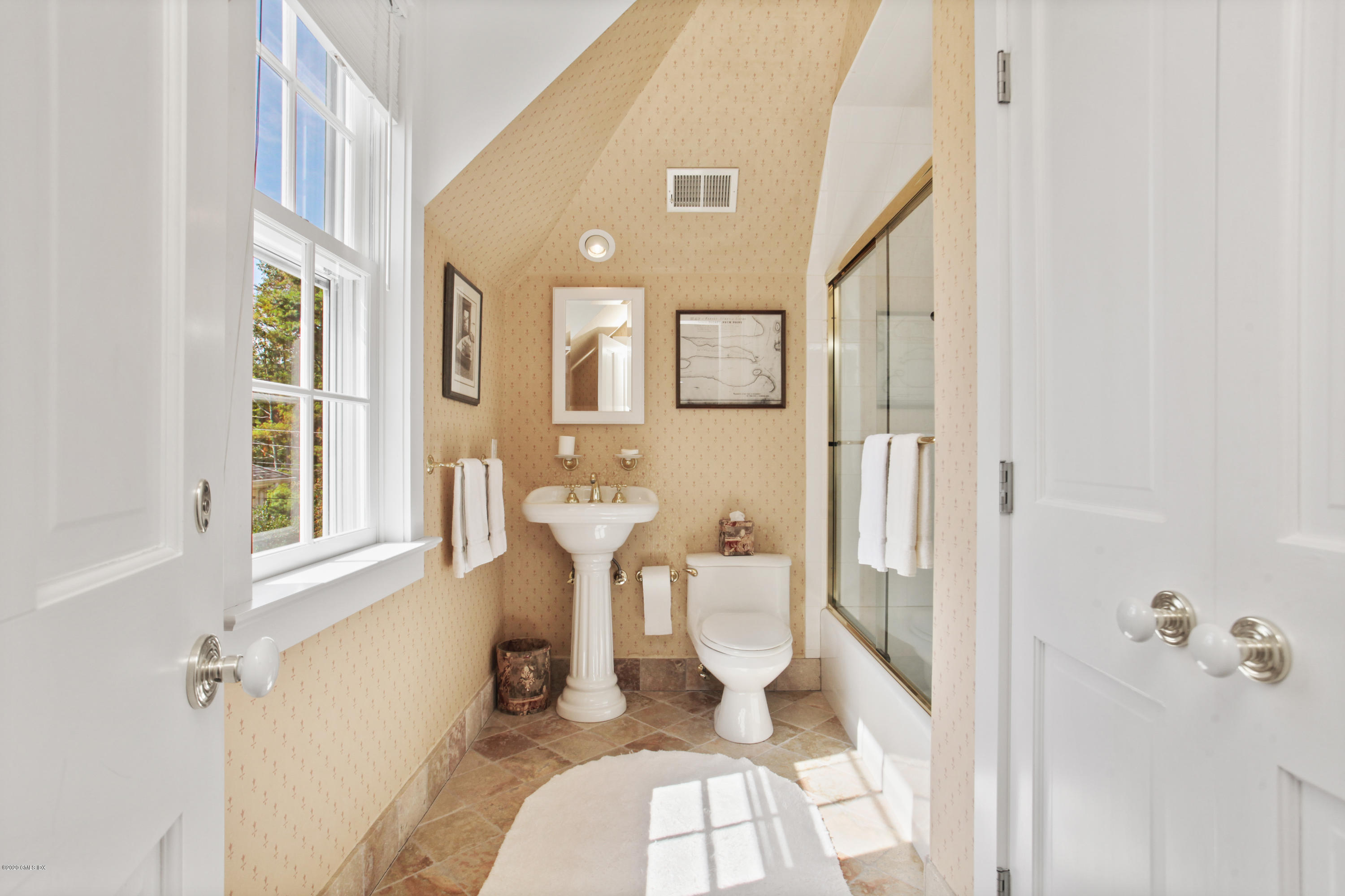 635 1/2 Steamboat Road, Unit 635H Greenwich, CT 06830 - Photo 41 of 46 635 12 Steamboat Rd Greenwich-print-054-