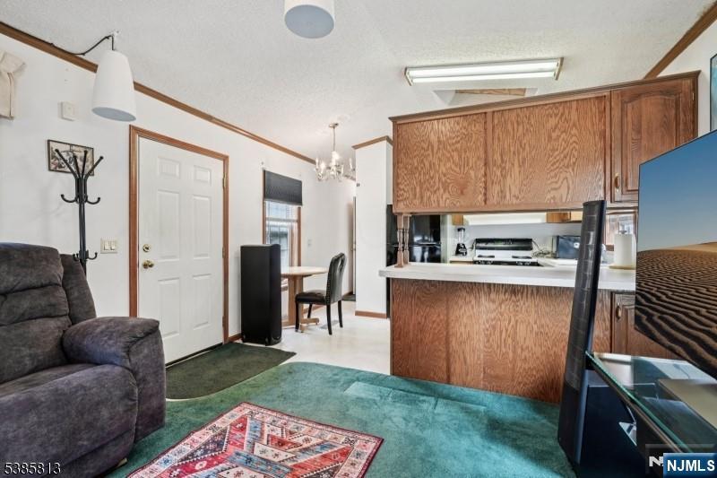 600 Pulis Mahwah, NJ 07430 - Photo 4 of 11