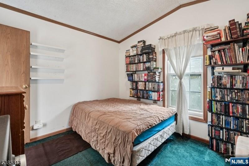 600 Pulis Mahwah, NJ 07430 - Photo 9 of 11