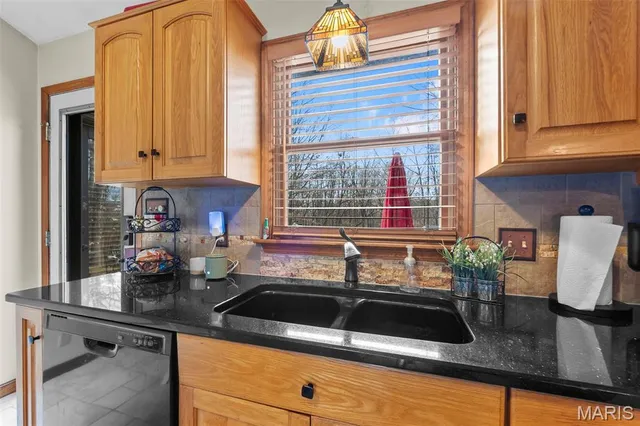 $489,900 | 3261 County Road 436, Jackson, MO 63755