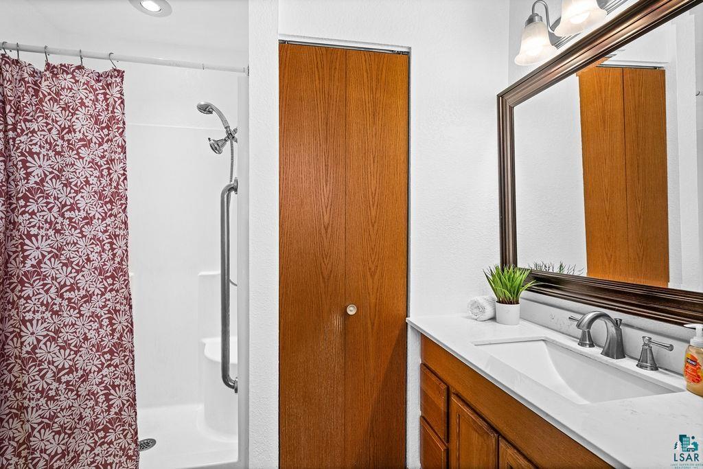 1838 East Shilhon Road Duluth, MN 55804 - Photo 16 of 47