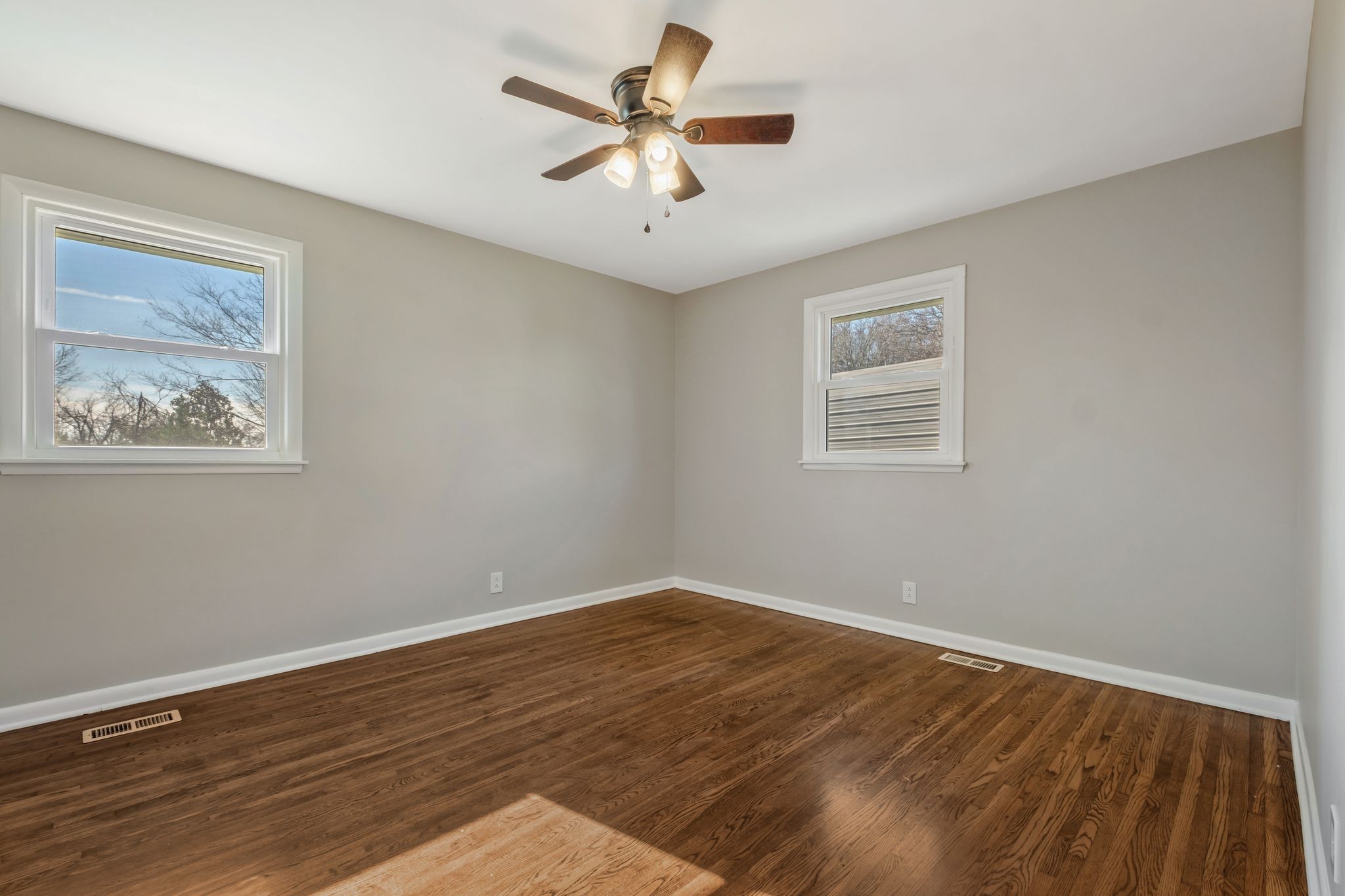 310 Santa Rosa Drive Old Hickory, TN 37138 - Photo 15 of 29 a view of room with wooden floor and ceiling fan