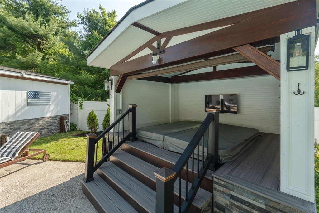 7 Wagon Wheel Road Andover, MA 01810 - Photo 32 of 42 Gallery Image 32