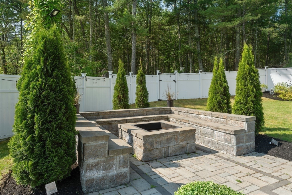 7 Wagon Wheel Road Andover, MA 01810 - Photo 39 of 42 Gallery Image 39