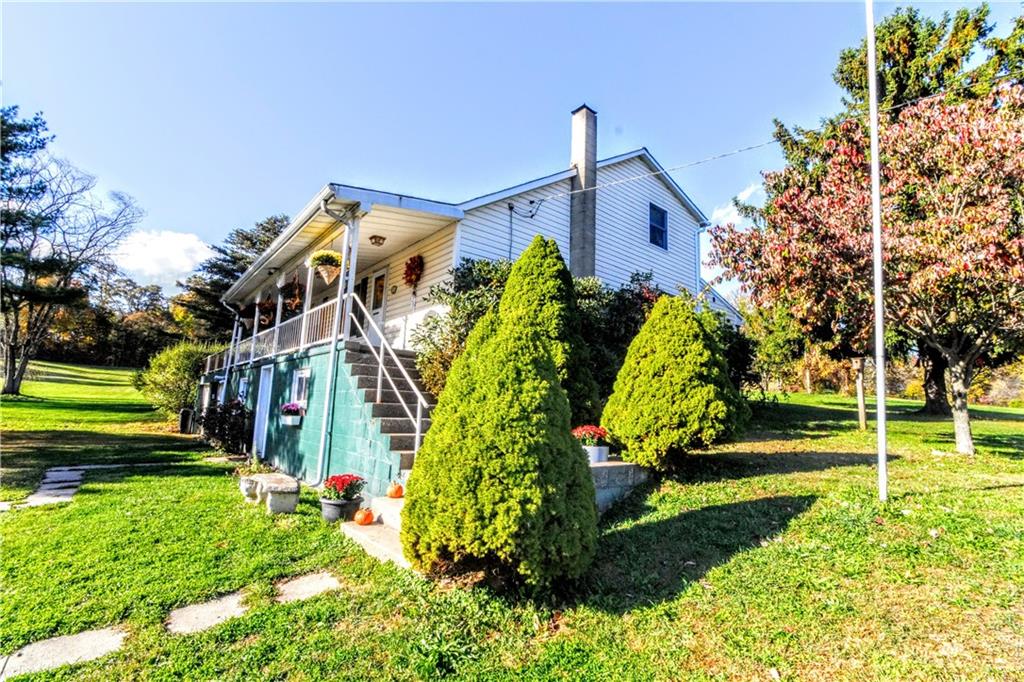 2060 Lovi Road Freedom, PA 15042 - Photo 3 of 18