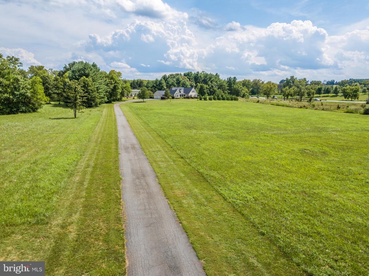 16002 Limestone School Road Leesburg, VA 20176 - Photo 3 of 30 View