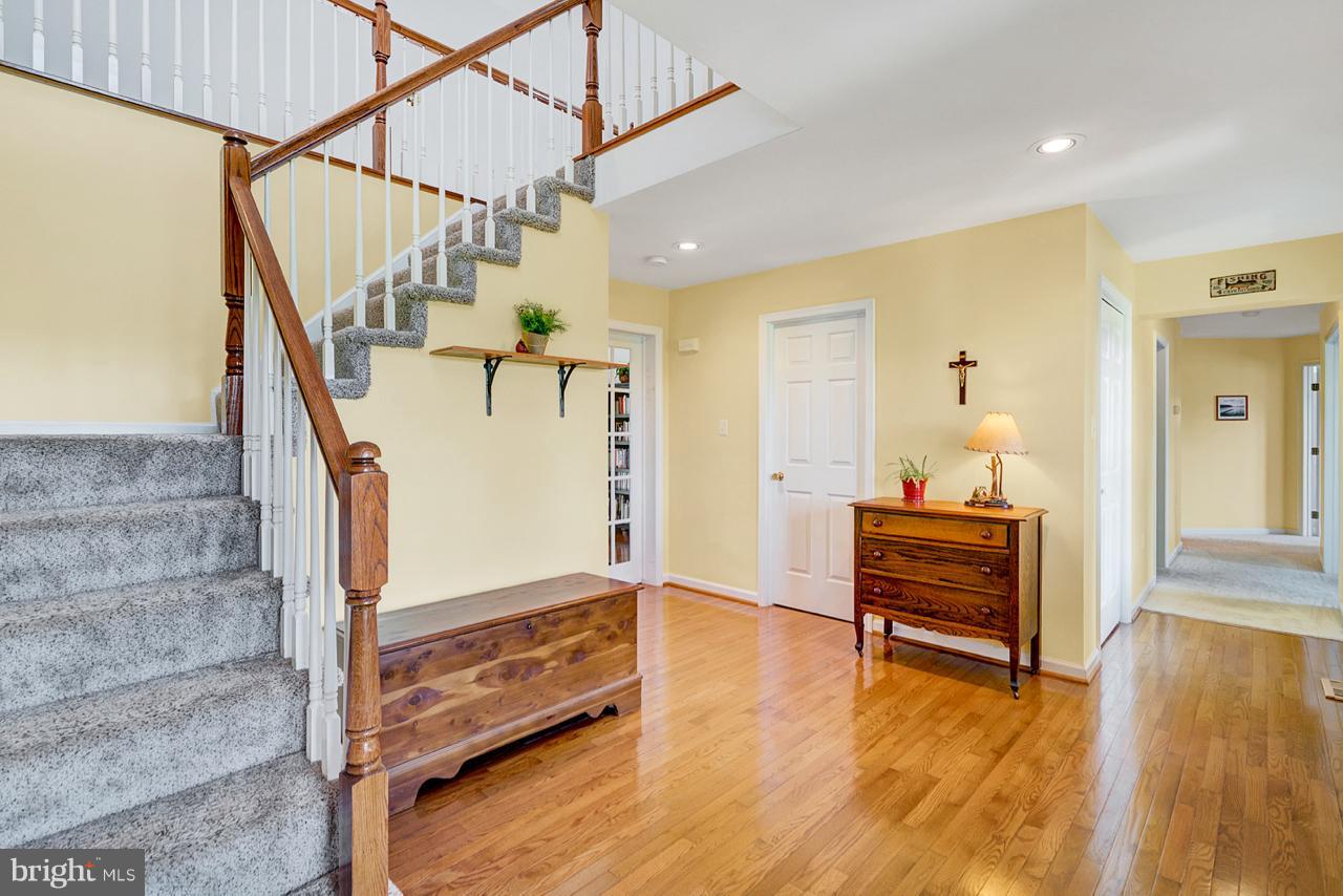 16002 Limestone School Road Leesburg, VA 20176 - Photo 6 of 30 Interior (General)