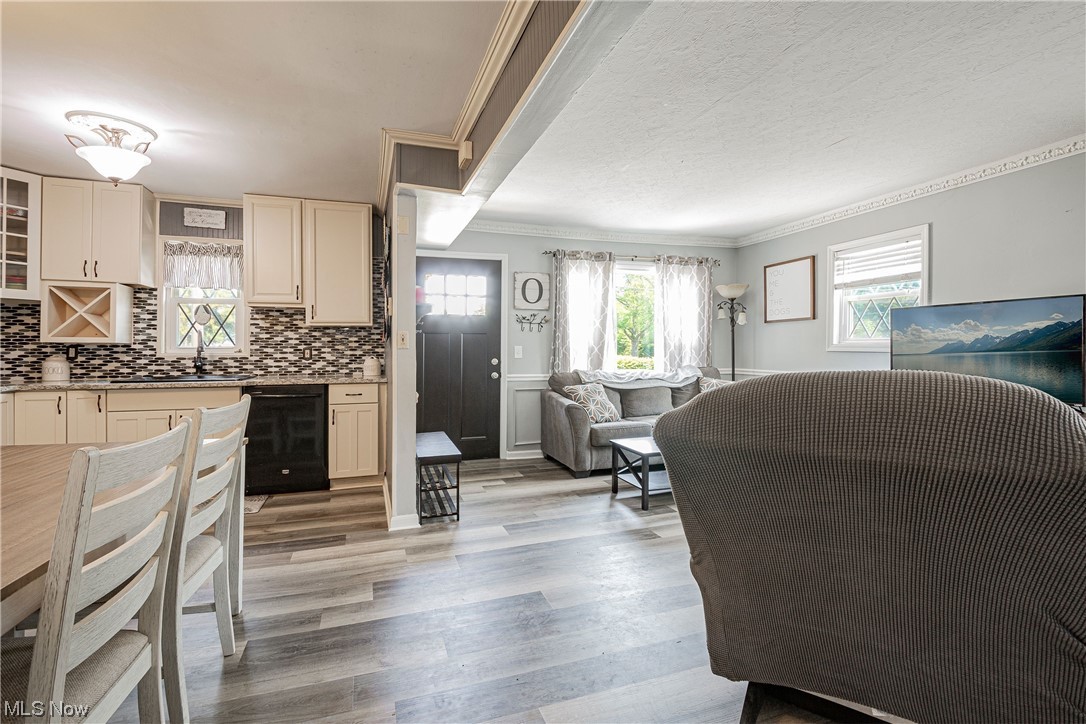 6972 Lake Road Madison, OH 44057 - Photo 10 of 31