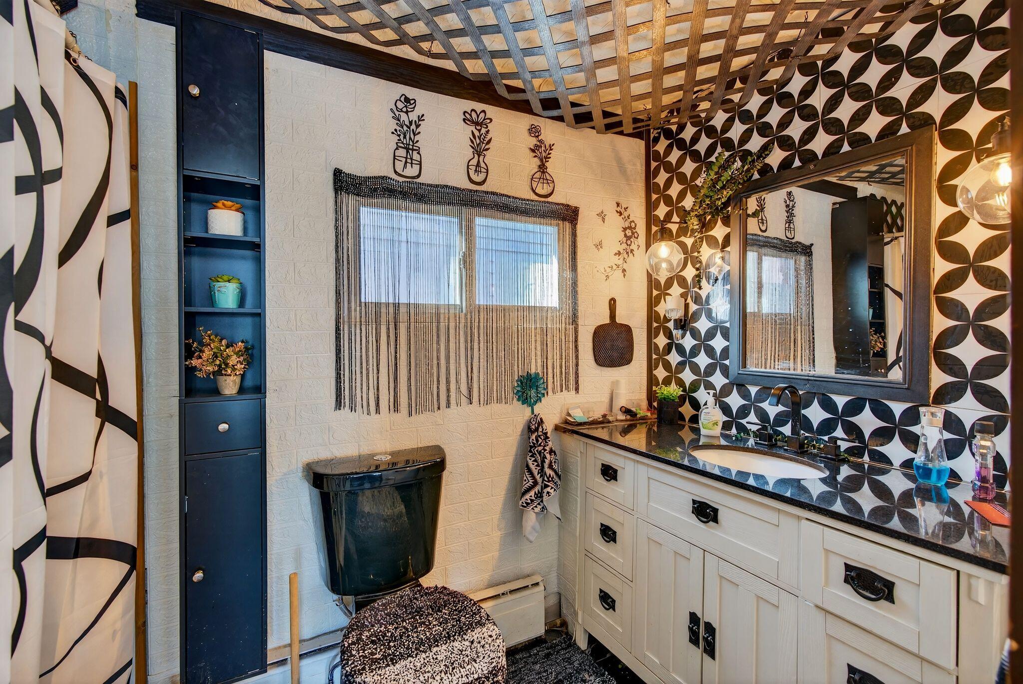 35 Academy Street Auburn, ME 04210 - Photo 13 of 51 24_015_DSC09467