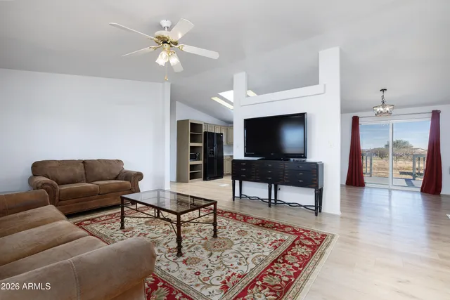 $284,000 | 9398 East Bloomfield Road, Hereford, AZ 85615