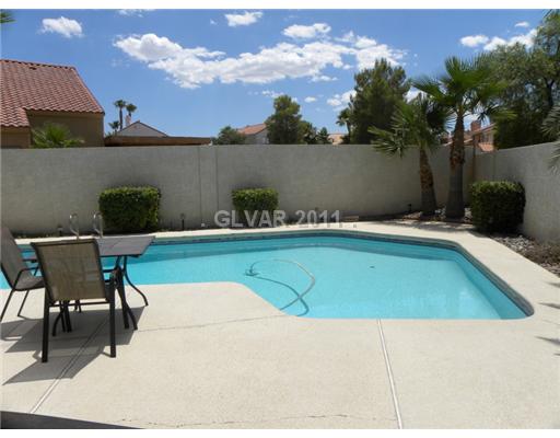 41 Westheimer Road Henderson, NV 89074 - Photo 3 of 16 Swimming Pool/Hot Tub/Sauna.