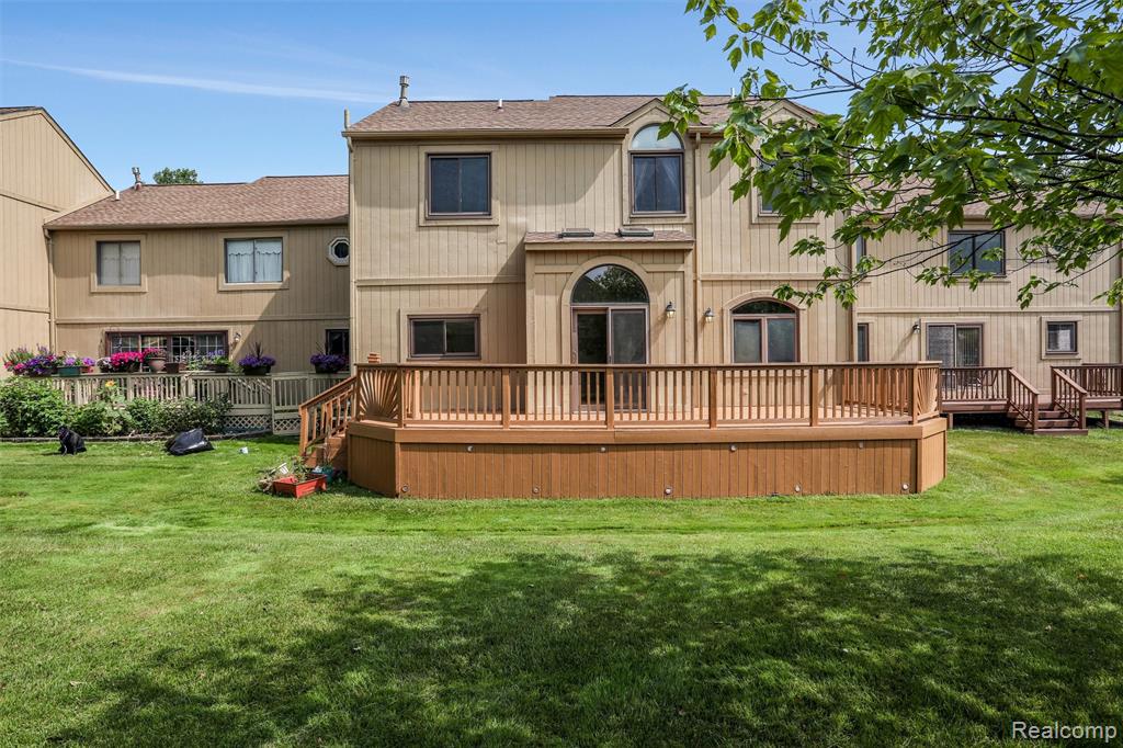 2137 Crystal Drive Rochester Hills, MI 48309 - Photo 29 of 32