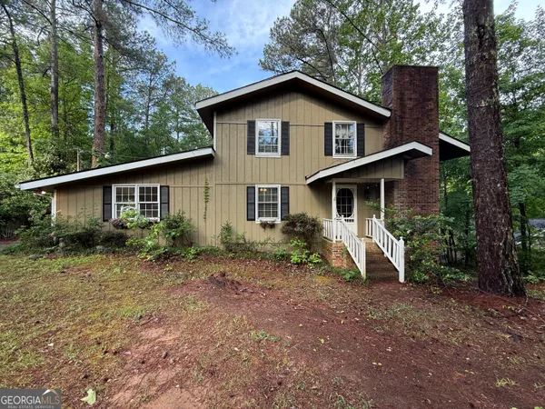 $197,900 | 227 West Lakeview Drive, LaGrange, GA 30240