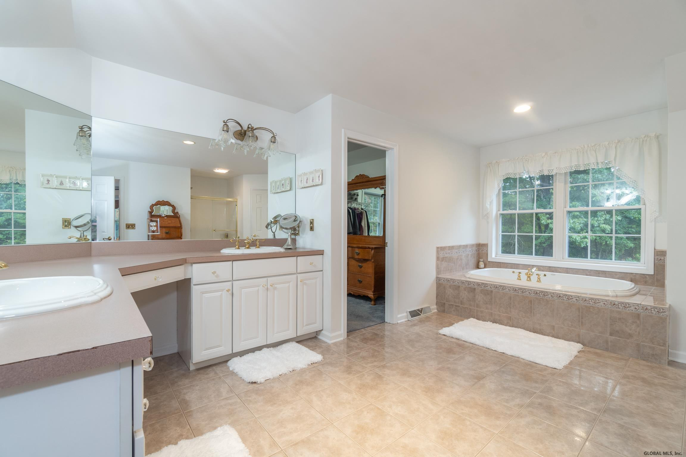 45 Homestead Road Saratoga Springs, NY 12866 - Photo 18 of 34 Photo 18