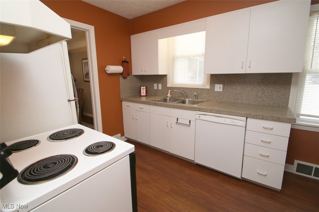 1635 Oakmount Road South Euclid, OH 44121 - Photo 23 of 50