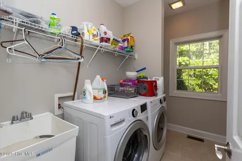 $699,000 | 113 Dubose Drive, West End, NC 27376