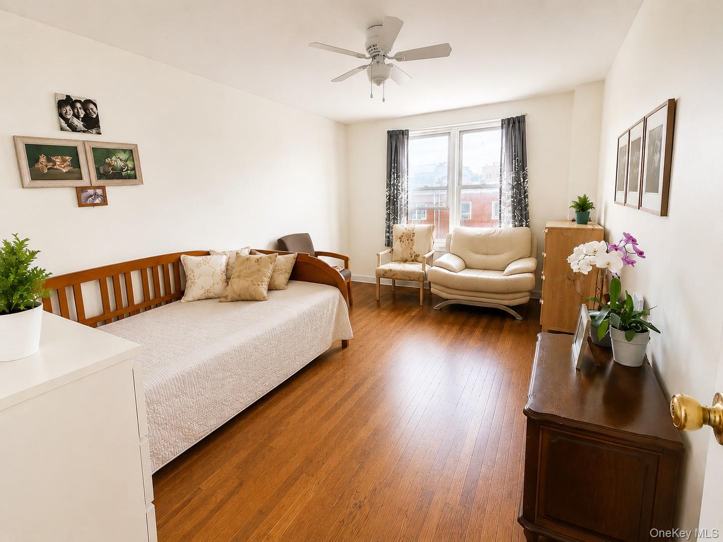 59-21 Calloway Street, Unit 4T Queens, NY 11368 - Photo 2 of 8