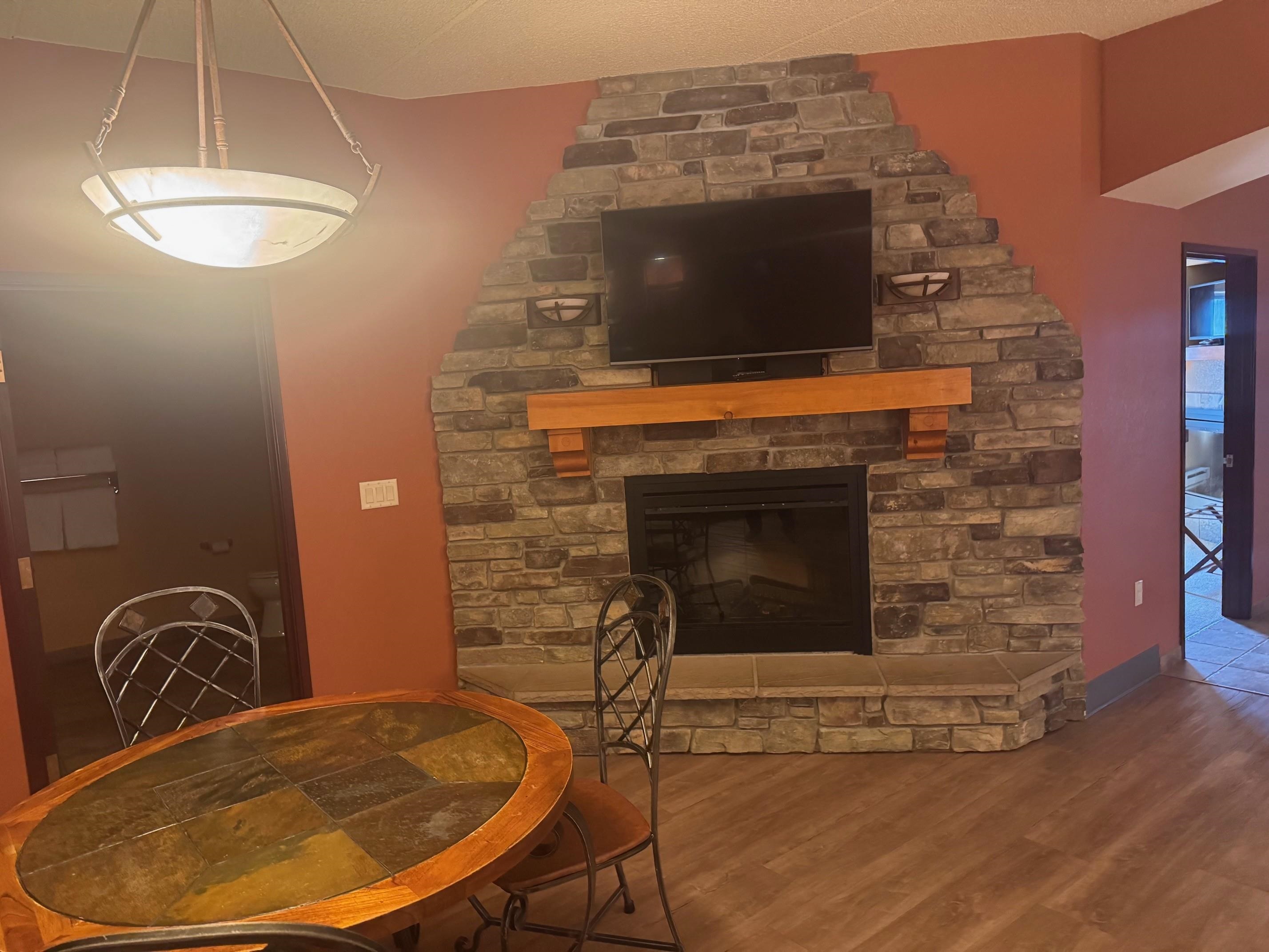 2411 River, Unit 2323 Wisconsin Dells, WI 53965 - Photo 7 of 40