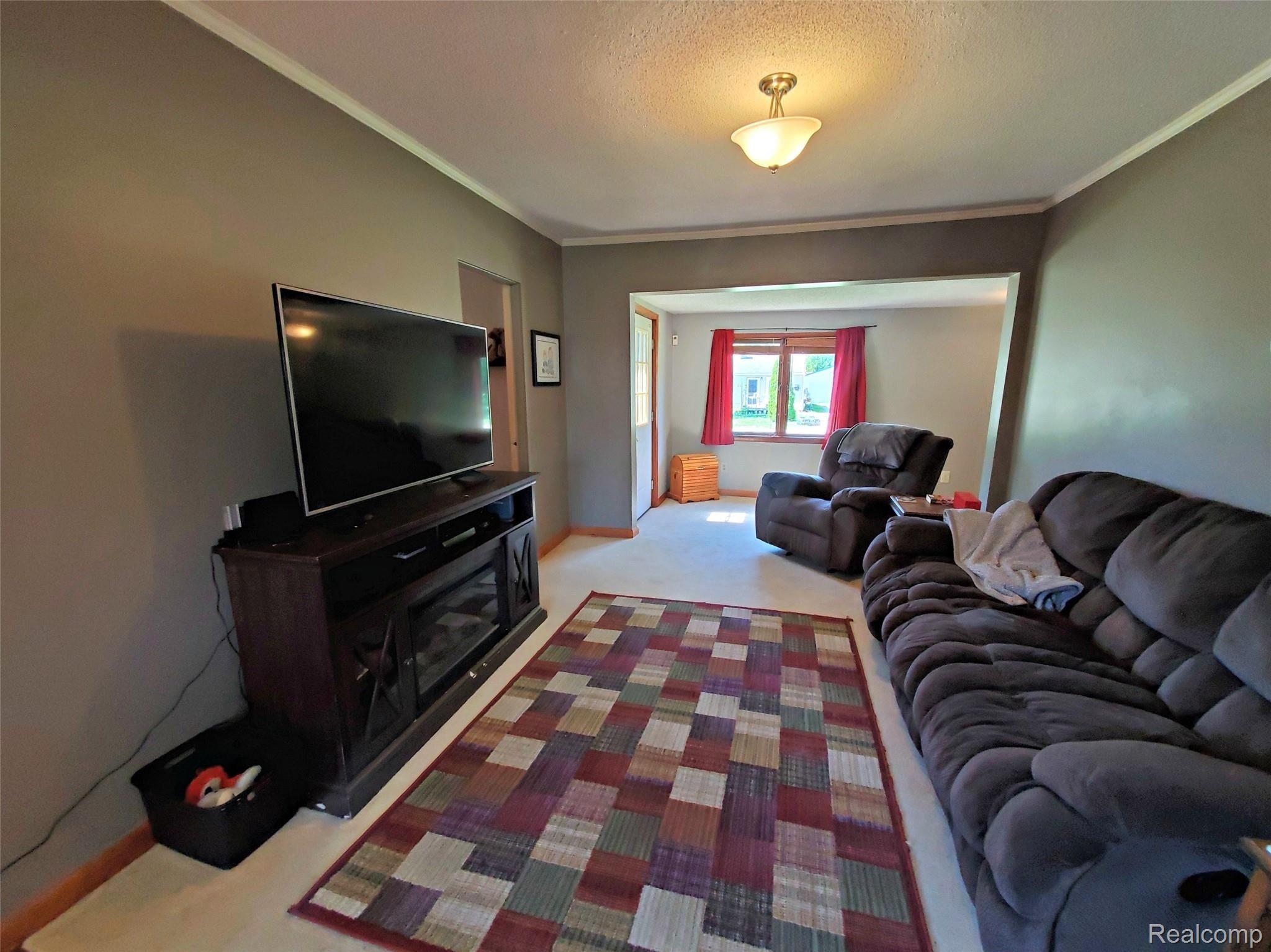 2405 South Vassar Road Davison, MI 48423 - Photo 15 of 54 15.jpg