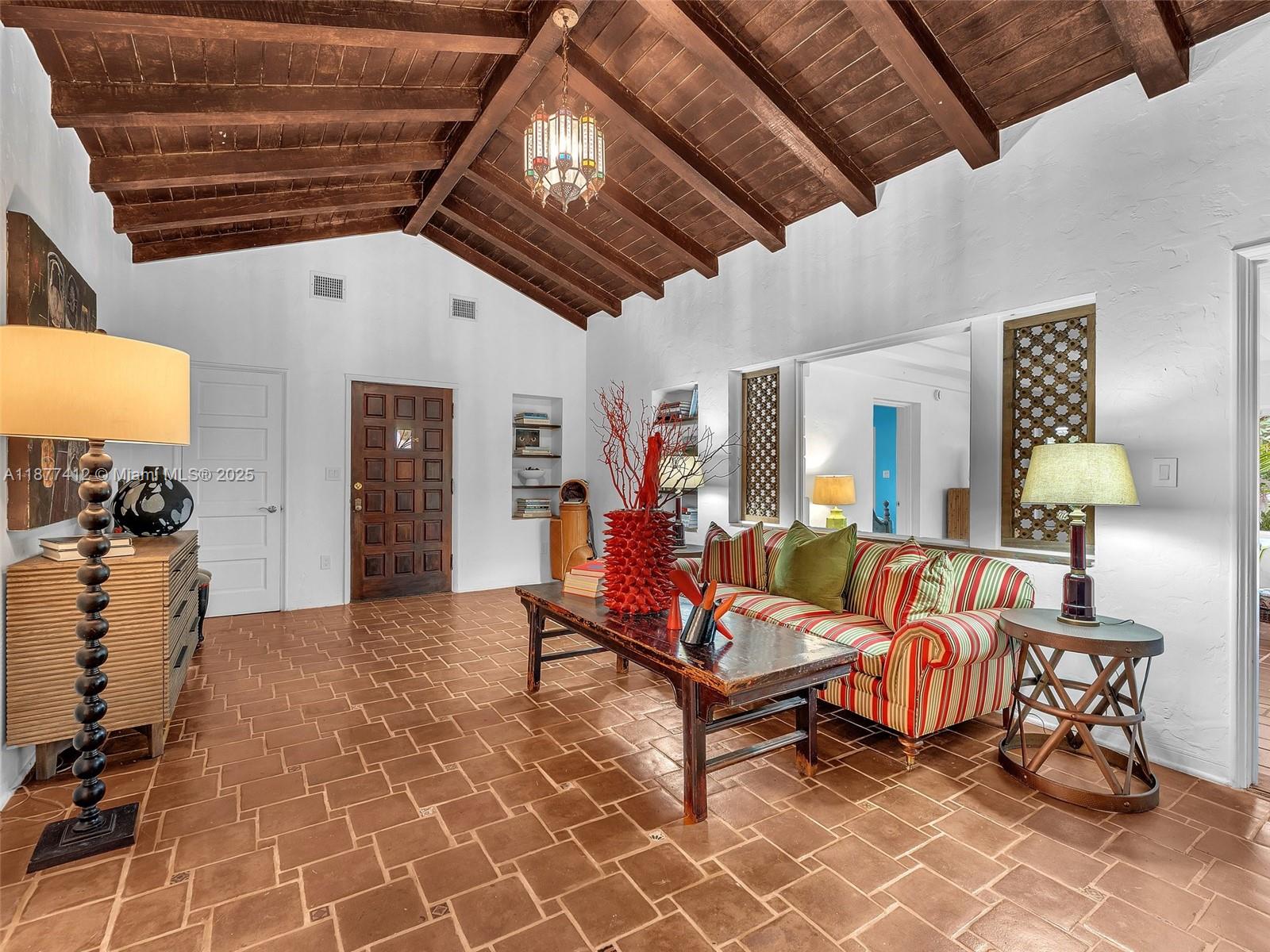 856 Tyler Street Hollywood, FL 33019 - Photo 8 of 52