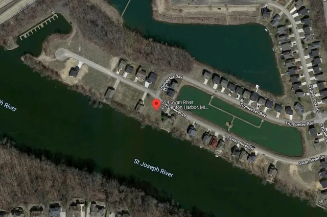 $75,000 | 574 Swan River Drive, Benton Harbor, MI 49022