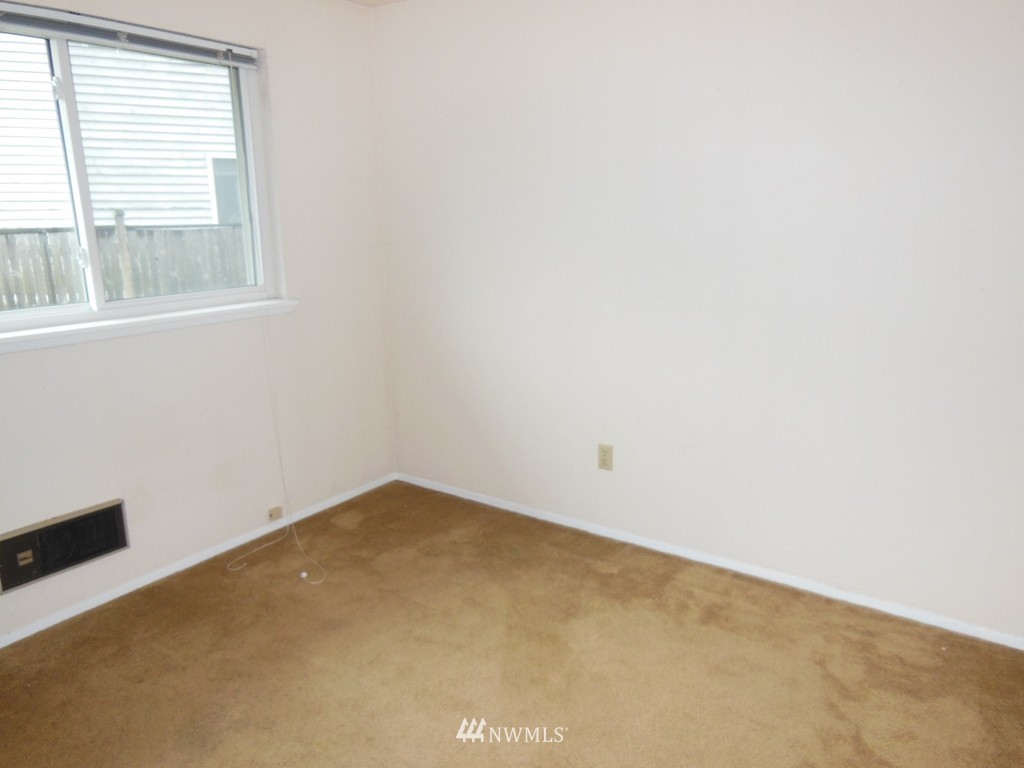 1216 227th Place Southwest Bothell, WA 98021 - Photo 8 of 16