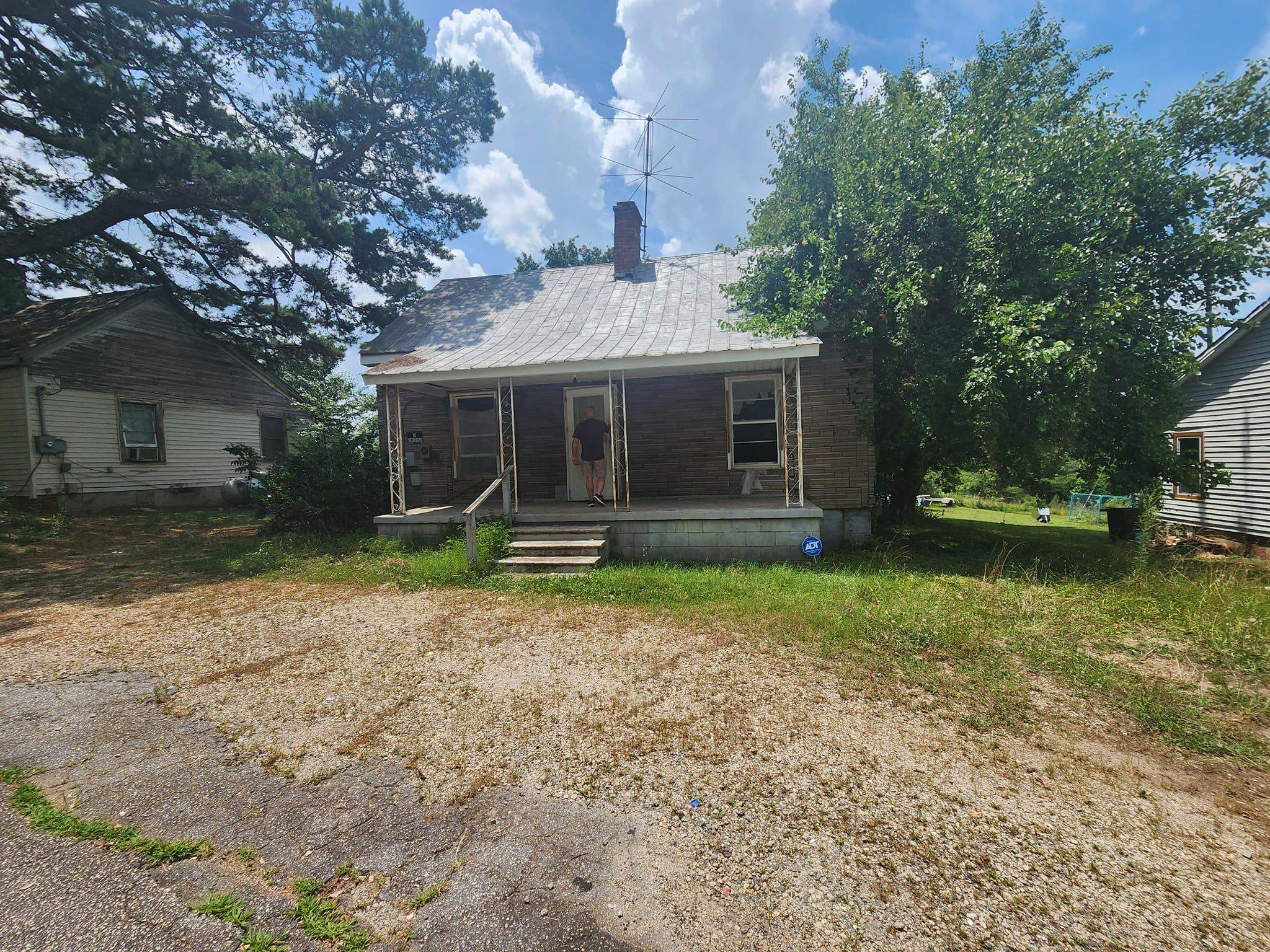 606 Red Line Avenue Chesnee, SC 29323 - Photo 2 of 14 Gallery Image 2