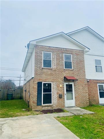 406 Commerce Street Gretna, LA 70056 - Photo 2 of 10