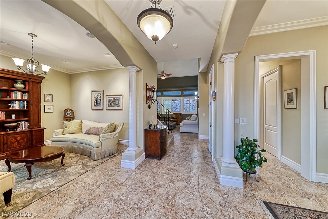 907 Rhyolite Terrace Henderson, NV 89011 - Photo 5 of 46 Gallery Image 5