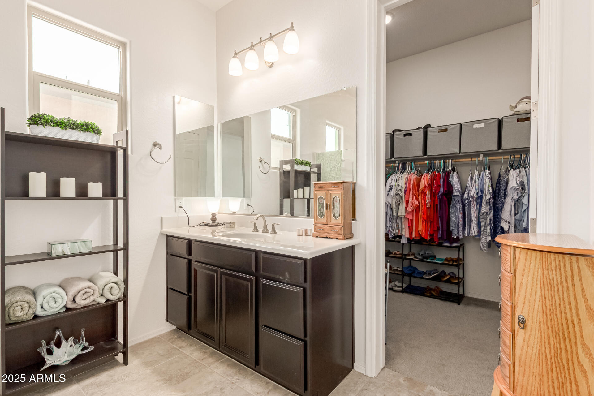 42851 West Mallard Road Maricopa, AZ 85138 - Photo 29 of 45 a utility room with cabinets