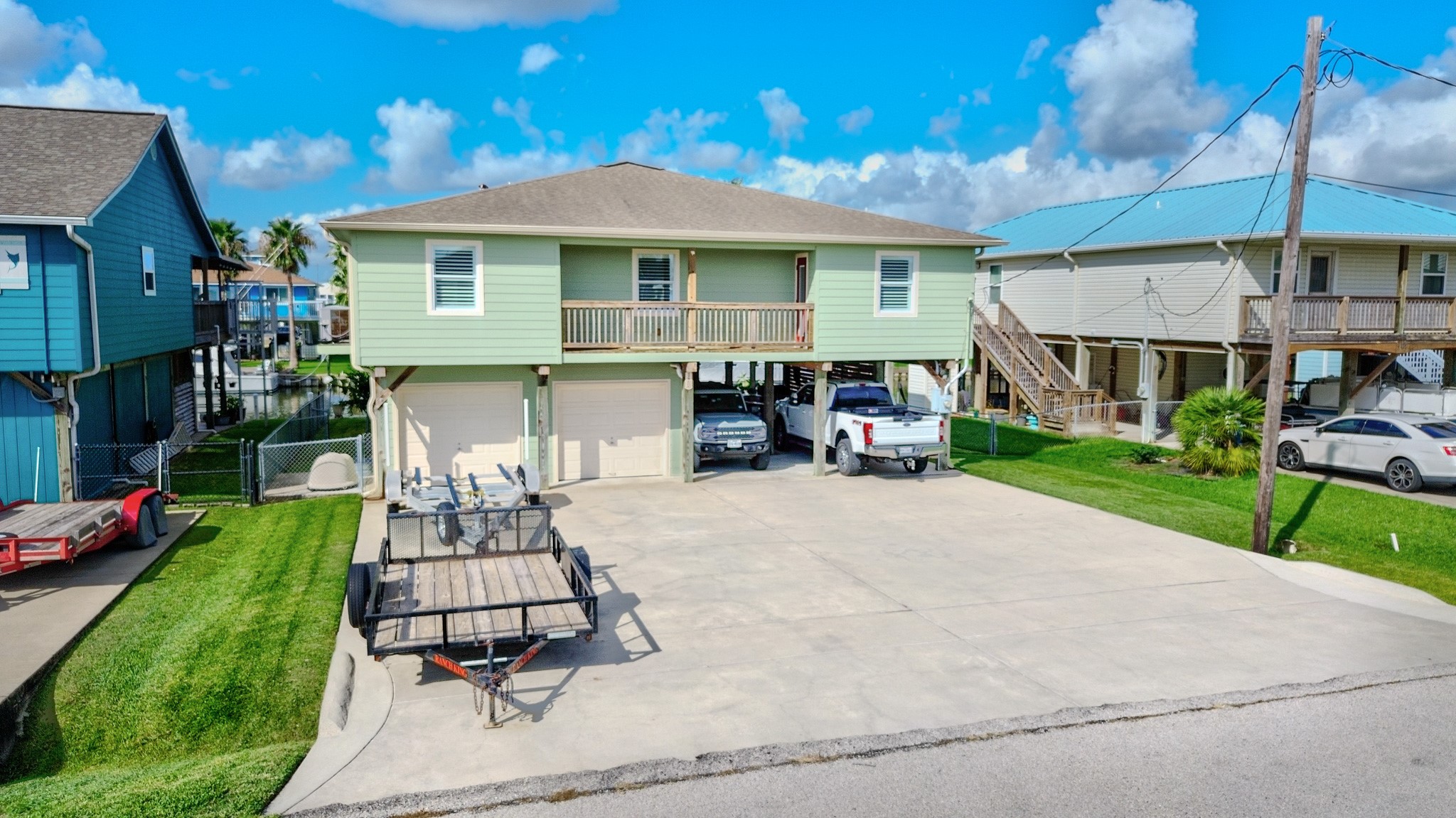122 Four Master Road Freeport, TX 77541 - Photo 3 of 50
