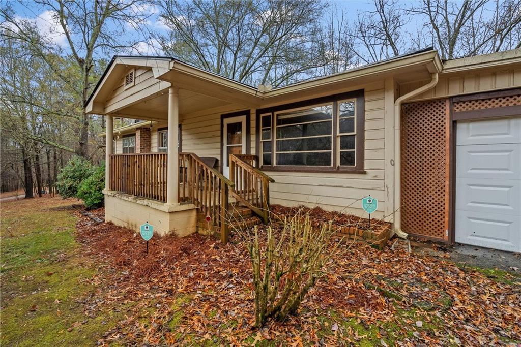 101 3rd Avenue Buchanan, GA 30113 - Photo 2 of 35