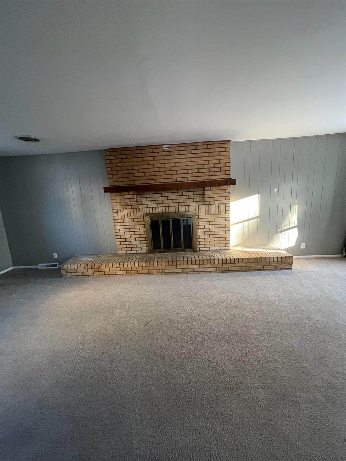 767 Carlsbad Road Forest Park, OH 45240 - Photo 3 of 7