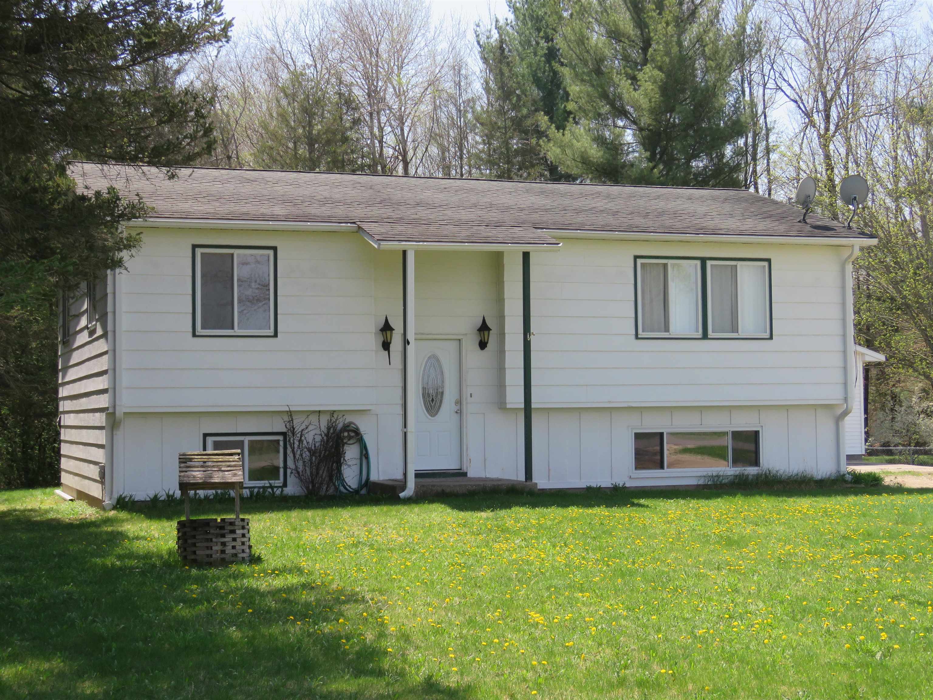 9952 Freedom Road Cadillac, MI 49601 - Photo 1 of 25 1899707.JPG