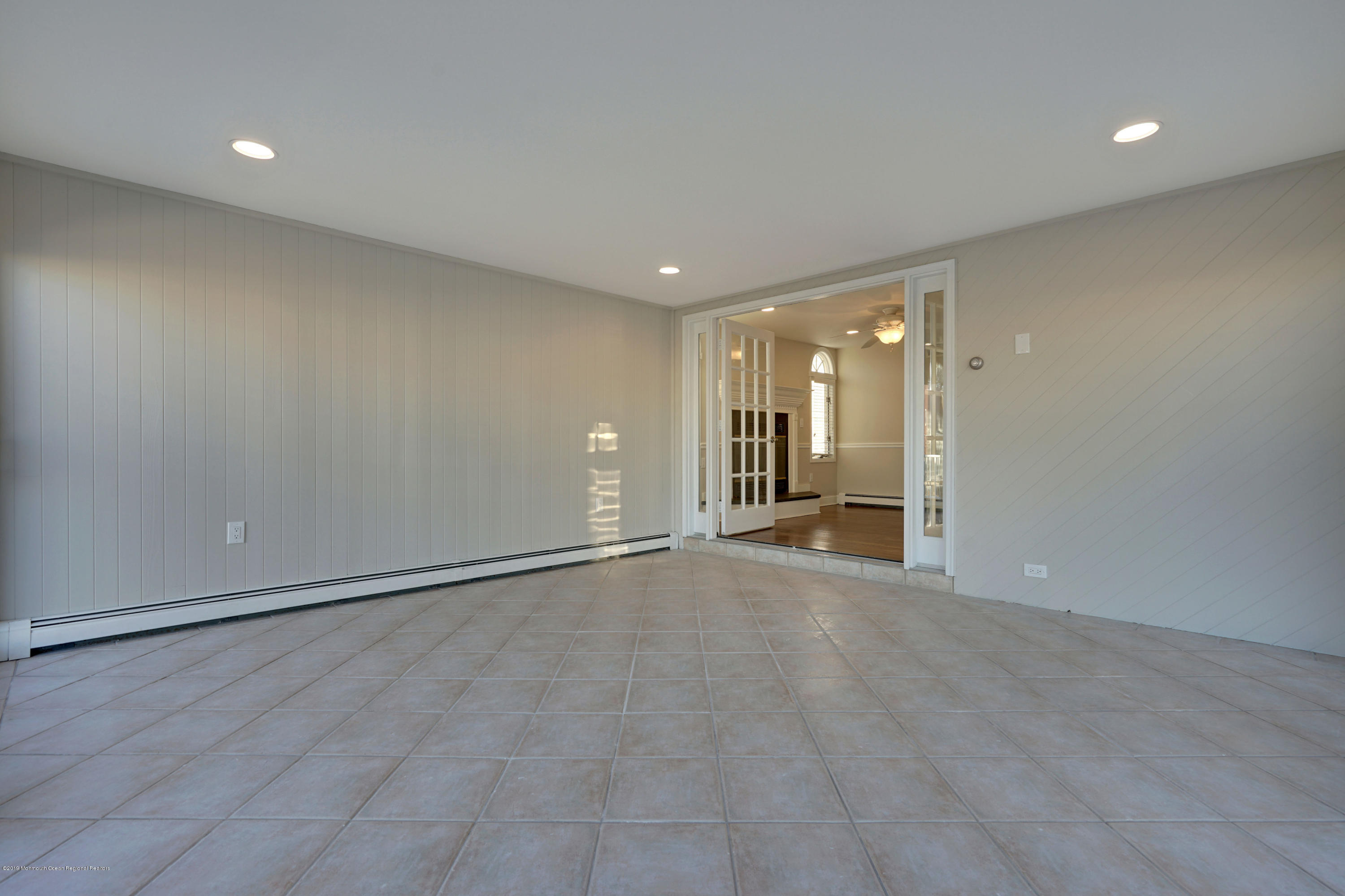 13 Neptune Road Toms River, NJ 08753 - Photo 23 of 50 2nd family room