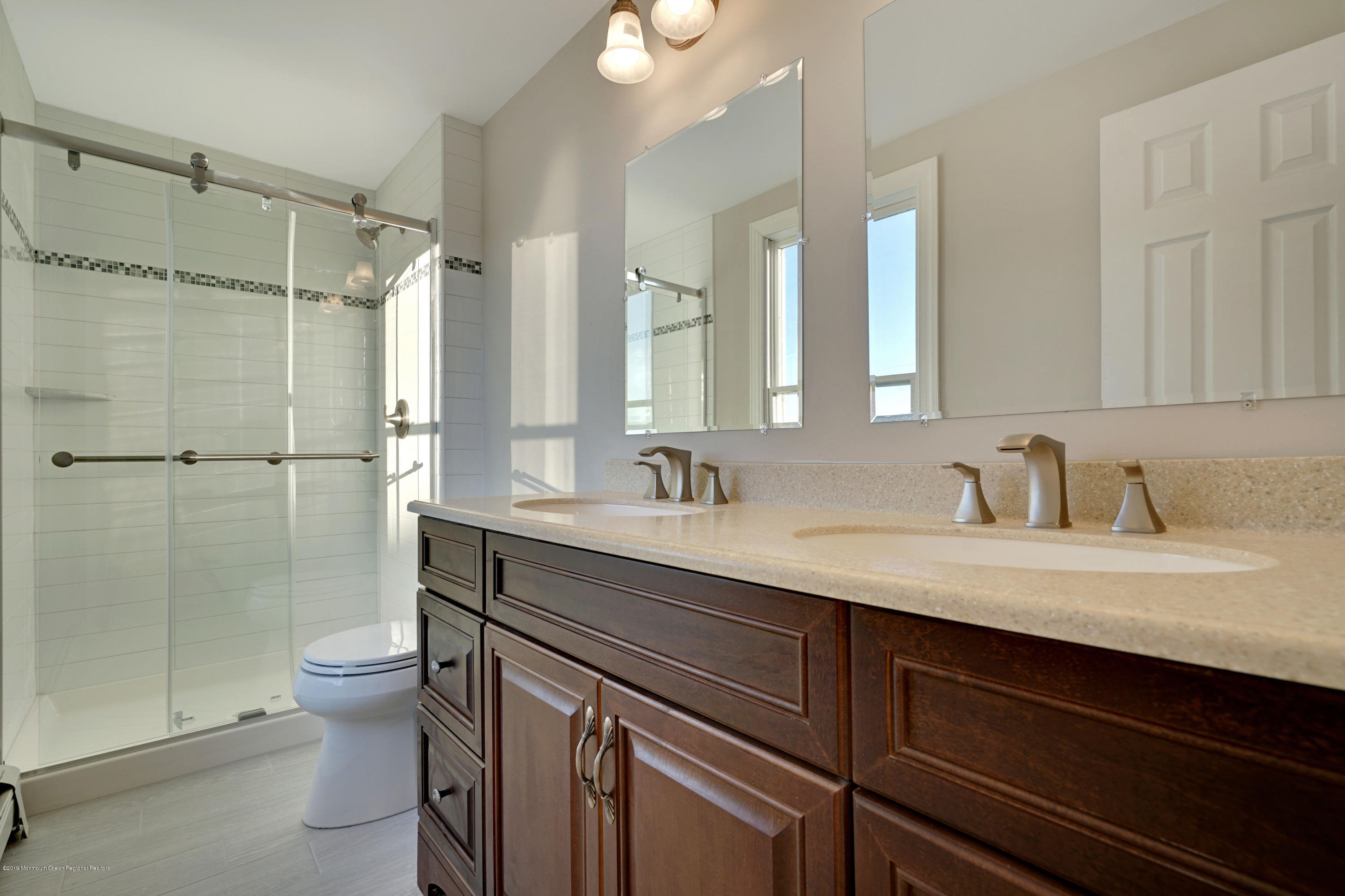 13 Neptune Road Toms River, NJ 08753 - Photo 27 of 50 Master Bath