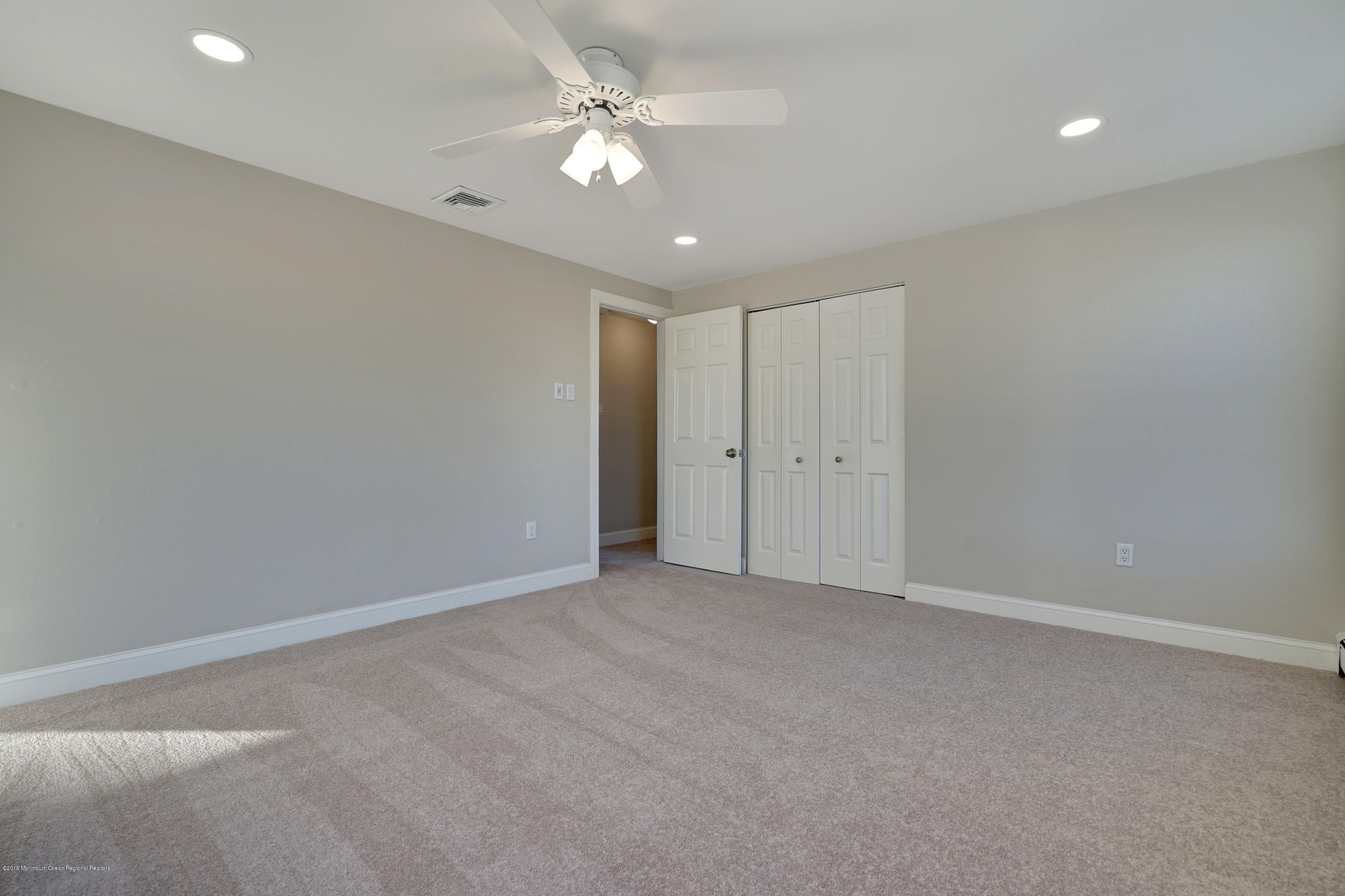 13 Neptune Road Toms River, NJ 08753 - Photo 37 of 50 Secondary Bedrooms